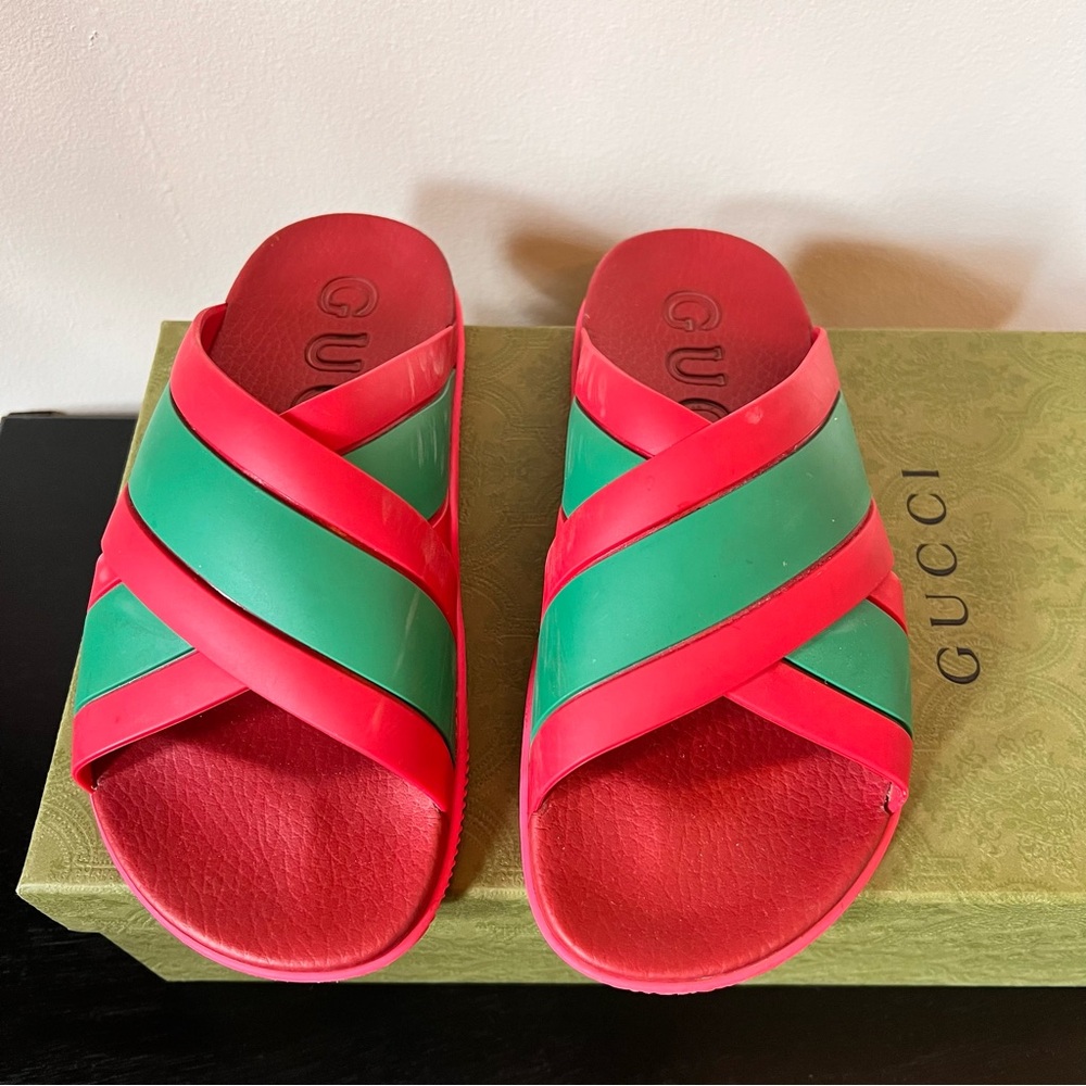 Gucci Women’s Criss Cross Red and Green Slide Sandals 39 - Picture 4 of 10